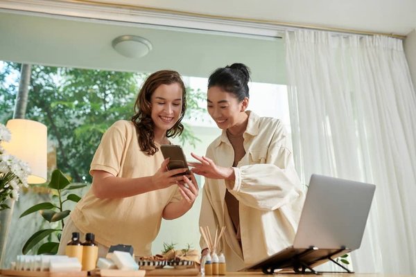 What Are the Best Customer Feedback Tools for Service Businesses in Hull?